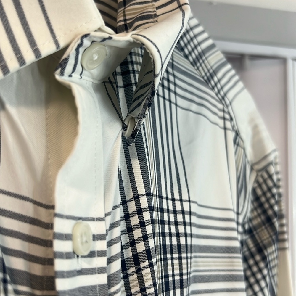 [Express] Men’s Performance Slim Dress Shirt - Picture 6 of 7